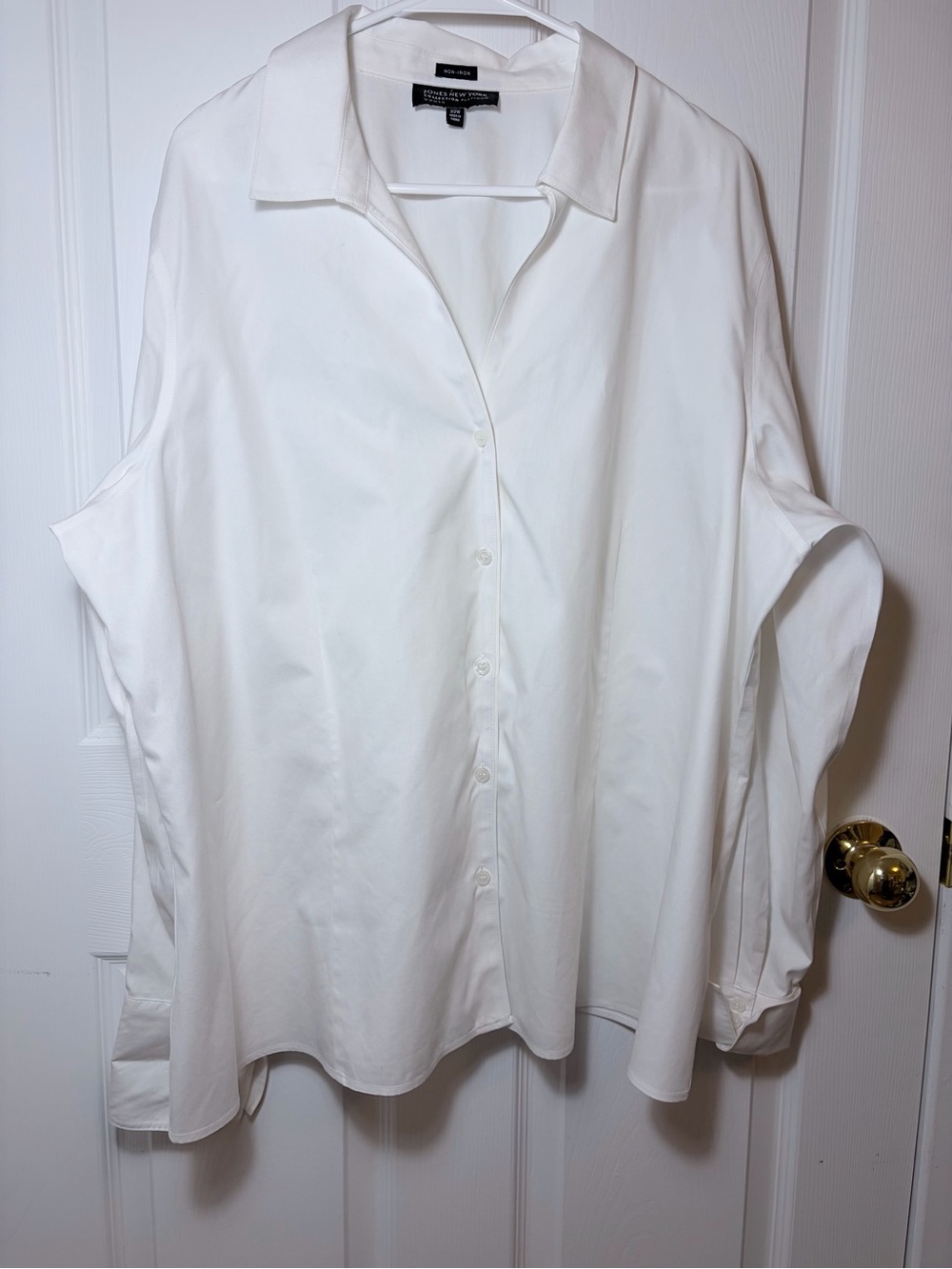 Jones New York Collection Platinum White Button-Up Dress Shirt